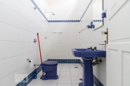 Casa à venda com 110m², 2 quartos e 1 vagabanheiro