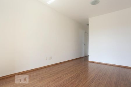 Sala de apartamento para alugar com 3 quartos, 70m² em Jaguaré, São Paulo