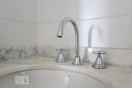 Banheiro de apartamento para alugar com 3 quartos, 70m² em Jaguaré, São Paulo