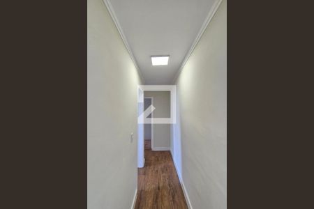 Corredor de apartamento à venda com 2 quartos, 46m² em Jardim do Trevo, Campinas