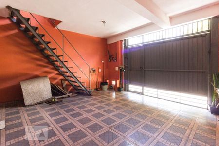 Casa para alugar com 77m², 2 quartos e 2 vagas Casa para alugar com 77m², 2 quartos e 2 vagasGaragem