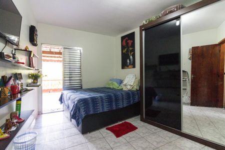 Quarto 2 de casa para alugar com 2 quartos, 77m² em Vila Germinal, São Paulo