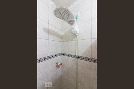 Banheiro de casa para alugar com 2 quartos, 77m² em Vila Germinal, São Paulo