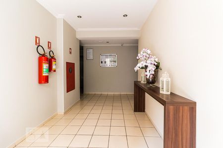 Hall de apartamento à venda com 2 quartos, 44m² em Água Branca, São Paulo