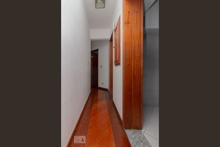Apartamento à venda com 112m², 4 quartos e 2 vagasCorredor