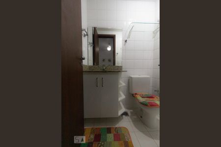 Apartamento à venda com 96m², 3 quartos e 1 vaga Apartamento à venda com 96m², 3 quartos e 1 vagaBanheiro - quarto III
