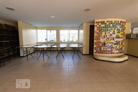 Apartamento à venda com 96m², 3 quartos e 1 vaga Apartamento à venda com 96m², 3 quartos e 1 vagaSalão de festas
