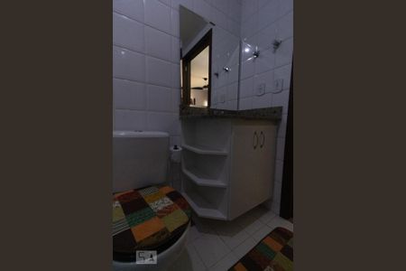 Apartamento à venda com 96m², 3 quartos e 1 vaga Apartamento à venda com 96m², 3 quartos e 1 vagaBanheiro
