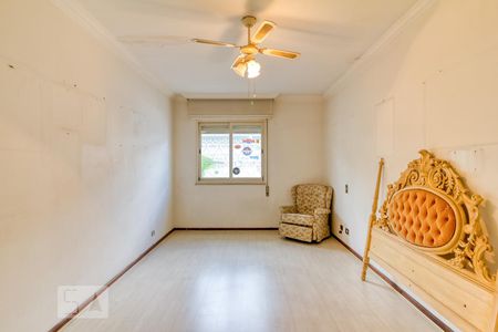 Casa para alugar com 303m², 3 quartos e 3 vagasSegundo quarto