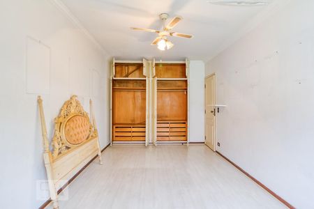 Casa para alugar com 303m², 3 quartos e 3 vagasSegundo quarto