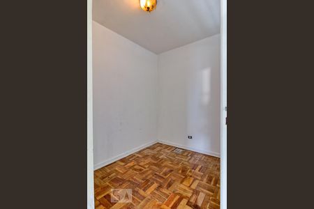 Casa para alugar com 303m², 3 quartos e 3 vagasSegundo quarto de serviço