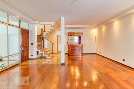 Sala de casa para alugar com 3 quartos, 303m² em Jardim Novo Mundo, São Paulo