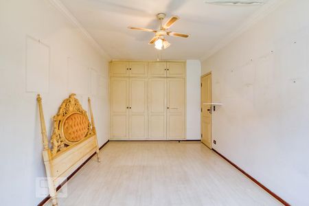 Casa para alugar com 303m², 3 quartos e 3 vagasSegundo quarto