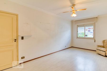 Casa para alugar com 303m², 3 quartos e 3 vagasSegundo quarto