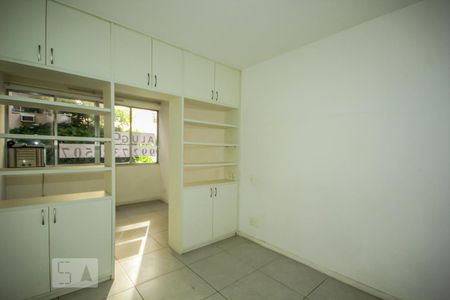Sala de kitnet/studio para alugar com 1 quarto, 40m² em Copacabana, Rio de Janeiro