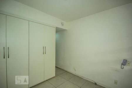 Sala de kitnet/studio para alugar com 1 quarto, 40m² em Copacabana, Rio de Janeiro