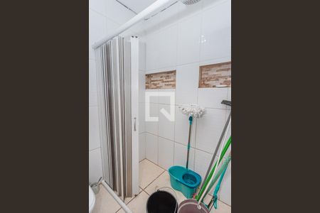 Casa à venda com 100m², 3 quartos e 2 vagasBanheiro