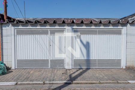 Casa à venda com 100m², 3 quartos e 2 vagasFachada