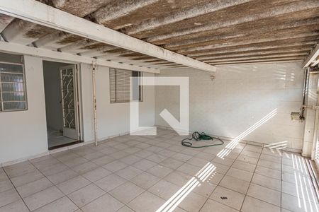 Casa à venda com 100m², 3 quartos e 2 vagasGaragem