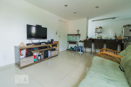 Sala de apartamento à venda com 2 quartos, 60m² em Vila Nisia, Guarulhos