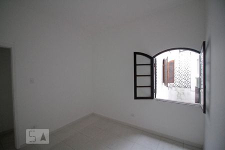 Casa para alugar com 180m², 3 quartos e 2 vagasQuarto