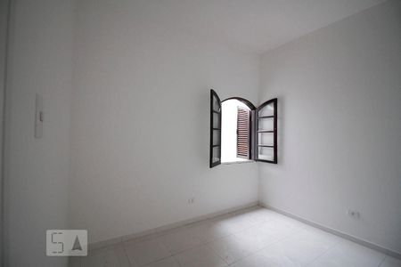Casa para alugar com 180m², 3 quartos e 2 vagasQuarto