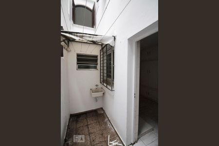 Casa para alugar com 180m², 3 quartos e 2 vagasQuintal fundo 