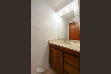 Apartamento à venda com 100m², 3 quartos e 1 vaga Apartamento à venda com 100m², 3 quartos e 1 vagaBanheiro suíte