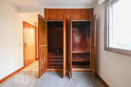 Apartamento à venda com 100m², 3 quartos e 1 vaga Apartamento à venda com 100m², 3 quartos e 1 vagaSuíte (armário)