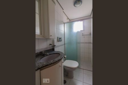 Banheiro da suíte de apartamento à venda com 2 quartos, 74m² em Vila Progresso, Guarulhos