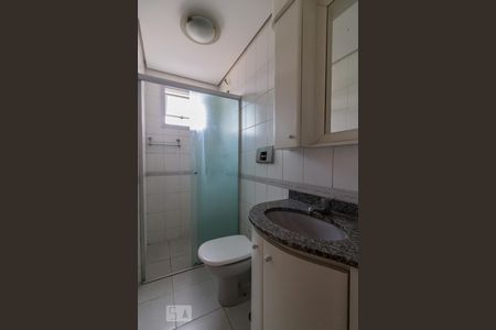 Banheiro da suíte de apartamento à venda com 2 quartos, 74m² em Vila Progresso, Guarulhos