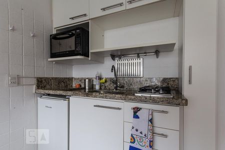 Cozinha de kitnet/studio à venda com 1 quarto, 40m² em Paraíso do Morumbi, São Paulo