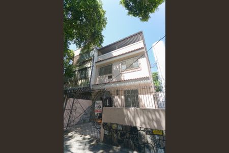 Casa para alugar com 350m², 5 quartos e 1 vagaFachada