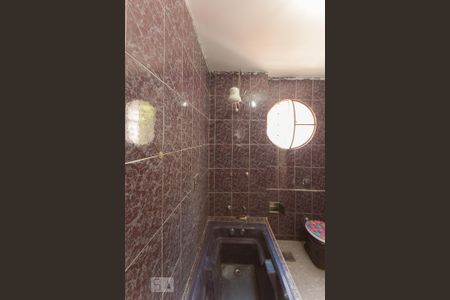 Casa para alugar com 350m², 5 quartos e 1 vagaBanheiro suíte