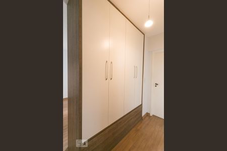 Apartamento à venda com 67m², 2 quartos e 2 vagasCorredor 