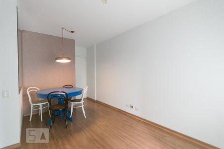 Sala de apartamento à venda com 2 quartos, 67m² em Vila Mariana, São Paulo