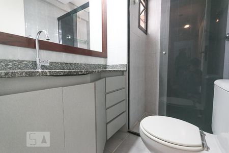 Banheiro  de apartamento à venda com 2 quartos, 67m² em Vila Mariana, São Paulo