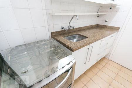 Apartamento à venda com 67m², 2 quartos e 2 vagasCozinha 