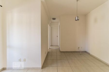 Sala de apartamento para alugar com 3 quartos, 90m² em Vila Pompéia, São Paulo