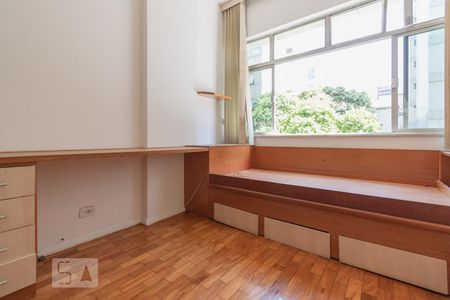 Quarto 1 de apartamento para alugar com 3 quartos, 150m² em Catete, Rio de Janeiro