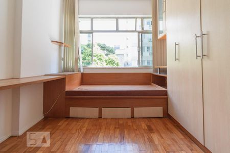 Quarto 1 de apartamento para alugar com 3 quartos, 150m² em Catete, Rio de Janeiro