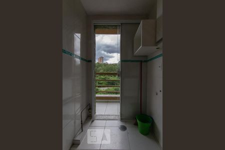 Área de serviço de apartamento para alugar com 2 quartos, 46m² em Jardim Ampliação, São Paulo