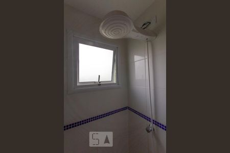 Banheiro de apartamento para alugar com 2 quartos, 46m² em Jardim Ampliação, São Paulo