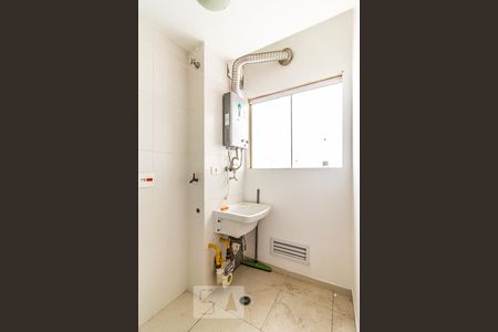 Apartamento para alugar com 70m², 2 quartos e 1 vagaÁrea de serviço