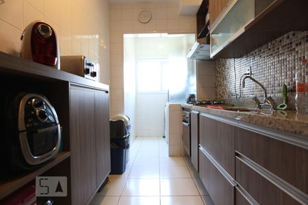Apartamento para alugar com 94m², 3 quartos e 2 vagas Apartamento para alugar com 94m², 3 quartos e 2 vagasCozinha