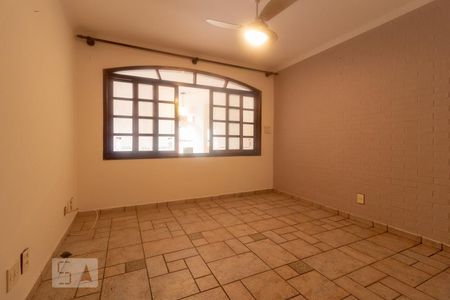 Sala de casa de condomínio à venda com 3 quartos, 100m² em Campo Grande, São Paulo