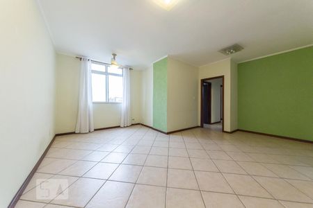 Sala de apartamento à venda com 3 quartos, 97m² em Cambuí, Campinas