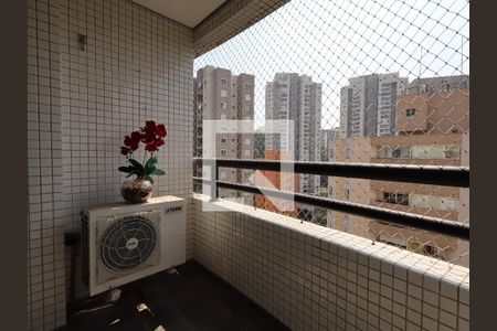 Varanda da Sala de apartamento para alugar com 2 quartos, 66m² em Vila Andrade, São Paulo
