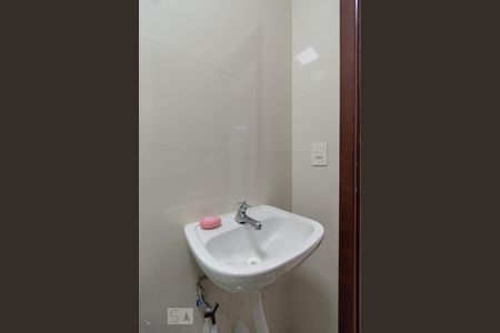 Banheiro de casa para alugar com 2 quartos, 270m² em Nova Petrópolis, São Bernardo do Campo