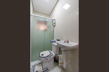 Banheiro de casa para alugar com 2 quartos, 270m² em Nova Petrópolis, São Bernardo do Campo
